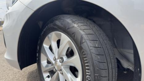 CHEVROLET Onix Hatch 1.4 4P FLEX LT AUTOMTICO, Foto 3