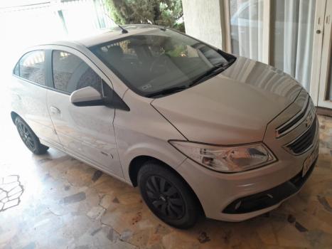 CHEVROLET Onix Hatch 1.0 12V 4P FLEX LT, Foto 2