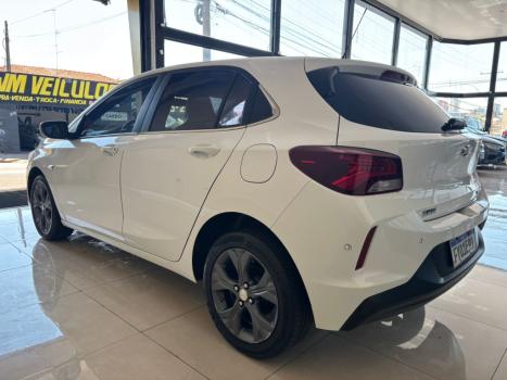 CHEVROLET Onix Hatch 1.0 12V 4P FLEX PREMIER 2 TURBO AUTOMTICO, Foto 6