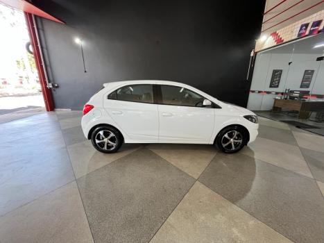 CHEVROLET Onix Hatch 1.4 4P FLEX LTZ AUTOMTICO, Foto 3
