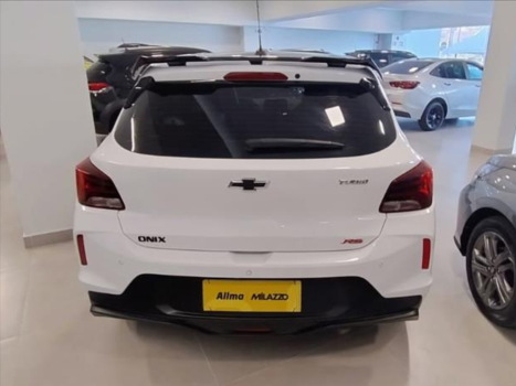 CHEVROLET Onix Hatch 1.0 12V 4P FLEX RS TURBO AUTOMTICO, Foto 5
