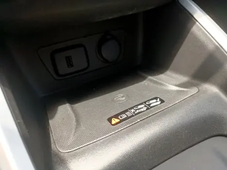 CHEVROLET Onix Hatch 1.0 12V 4P FLEX PREMIER 2 TURBO AUTOMÁTICO, Foto 15 CHEVROLET Onix Hatch 1.0 12V 4P FLEX PREMIER 2 TURBO AUTOMÁTICO, Foto 15