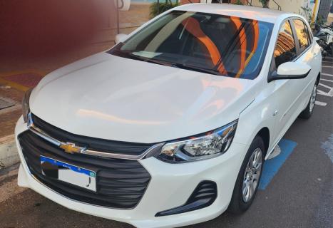 CHEVROLET Onix Hatch 1.0 4P FLEX LT2, Foto 2