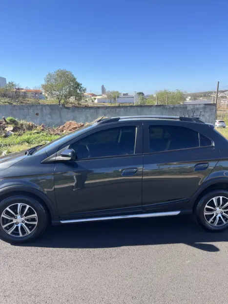 CHEVROLET Onix Hatch 1.4 4P FLEX ACTIV AUTOMTICO, Foto 6