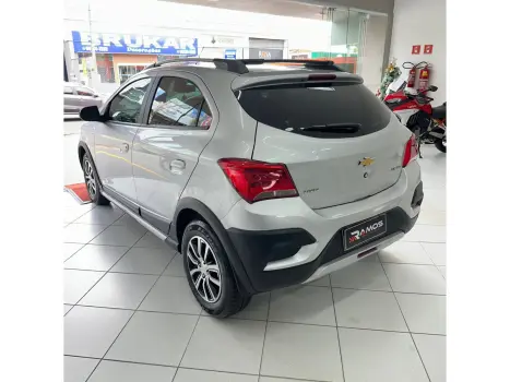 CHEVROLET Onix Hatch , Foto 5