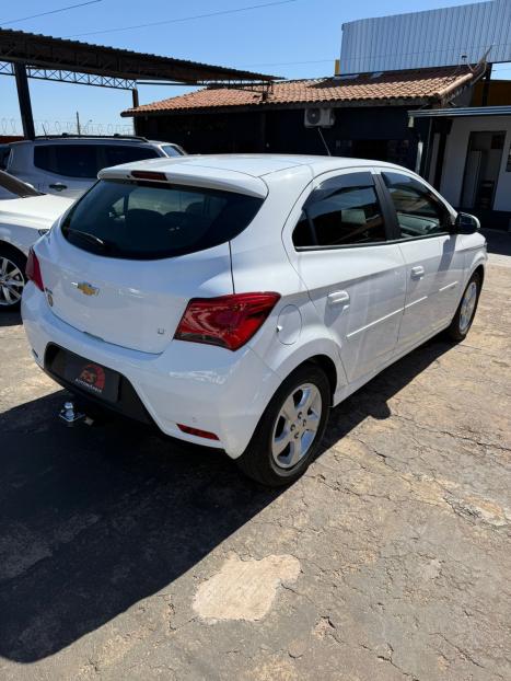 CHEVROLET Onix Hatch 1.4 4P FLEX LT AUTOMTICO, Foto 4