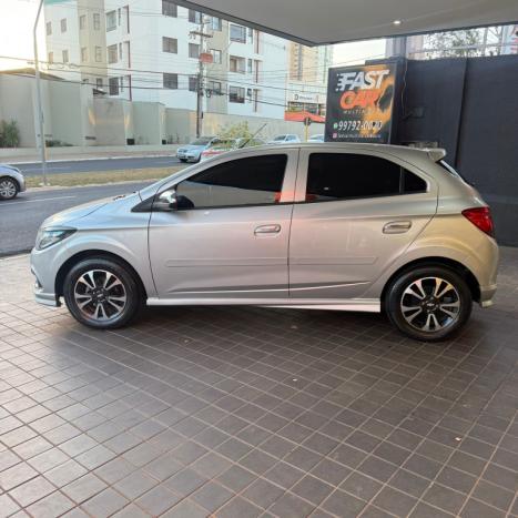CHEVROLET Onix Hatch 1.4 4P FLEX LTZ AUTOMÁTICO, Foto 4 CHEVROLET Onix Hatch 1.4 4P FLEX LTZ AUTOMÁTICO, Foto 4