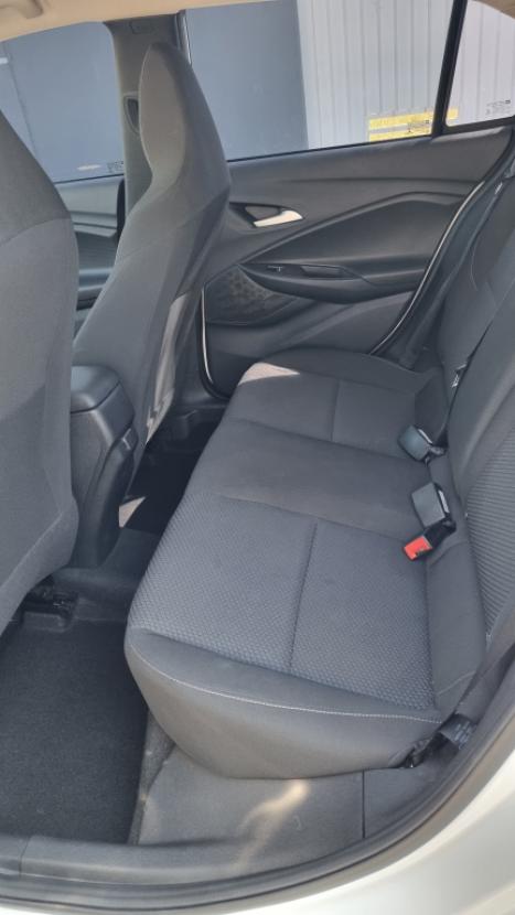 CHEVROLET Onix Hatch 1.0 12V 4P FLEX LTZ TURBO, Foto 3 CHEVROLET Onix Hatch 1.0 12V 4P FLEX LTZ TURBO, Foto 3