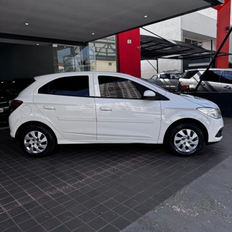 CHEVROLET Onix Hatch 1.0 12V 4P FLEX LT, Foto 3 CHEVROLET Onix Hatch 1.0 12V 4P FLEX LT, Foto 3