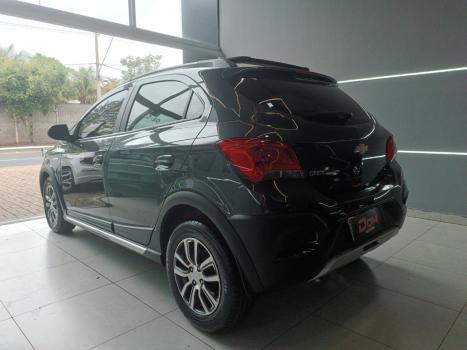 CHEVROLET Onix Hatch 1.4 4P FLEX ACTIV AUTOMTICO, Foto 3