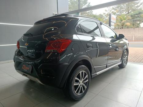 CHEVROLET Onix Hatch 1.4 4P FLEX ACTIV AUTOMTICO, Foto 6