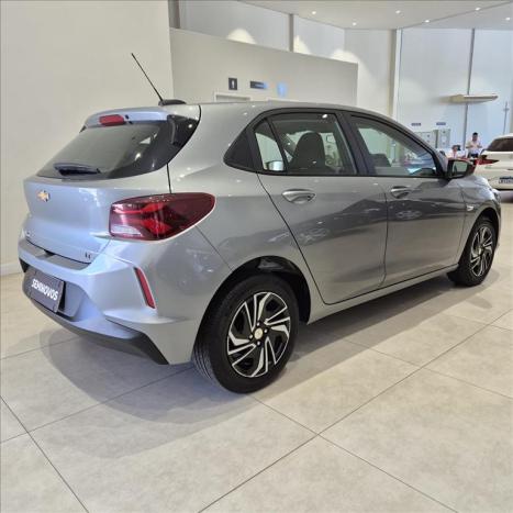 CHEVROLET Onix Hatch 1.0 4P FLEX LT, Foto 4