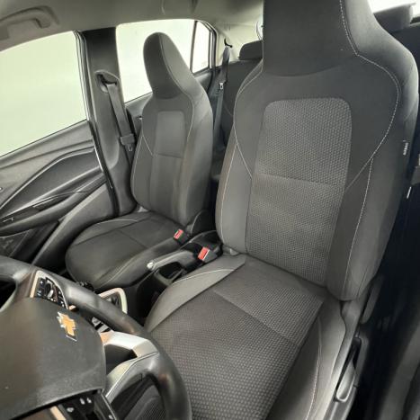 CHEVROLET Onix Hatch 1.0 4P FLEX LT, Foto 3 CHEVROLET Onix Hatch 1.0 4P FLEX LT, Foto 3