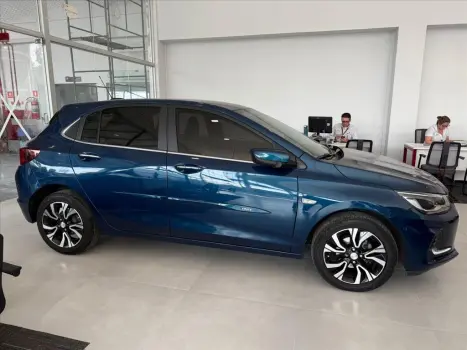 CHEVROLET Onix Hatch 1.0 12V 4P FLEX PREMIER TURBO AUTOMÁTICO, Foto 5 CHEVROLET Onix Hatch 1.0 12V 4P FLEX PREMIER TURBO AUTOMÁTICO, Foto 5