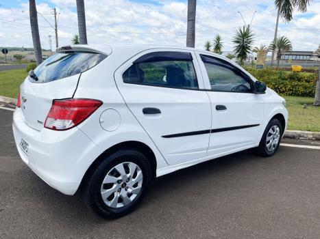 CHEVROLET Onix Hatch 1.0 4P FLEX LS, Foto 8