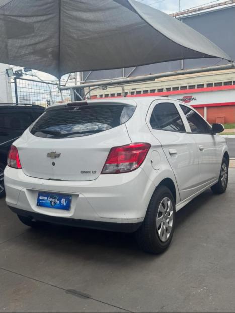 CHEVROLET Onix Hatch 1.0 4P FLEX LT, Foto 6