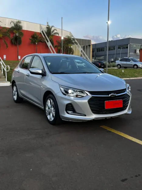 CHEVROLET Onix Hatch 1.0 12V 4P FLEX PREMIER 2 TURBO AUTOMTICO, Foto 1