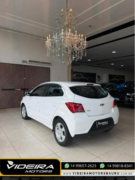 CHEVROLET Onix Hatch 1.4 4P FLEX LT, Foto 5