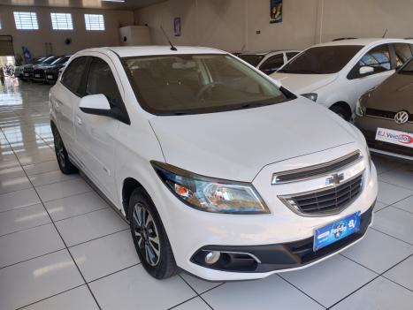 CHEVROLET Onix Hatch 1.4 4P FLEX LTZ, Foto 4