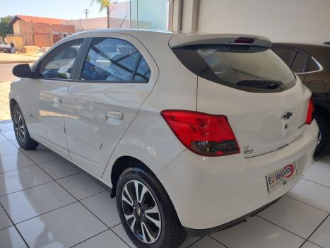 CHEVROLET Onix Hatch 1.4 4P FLEX LTZ, Foto 9