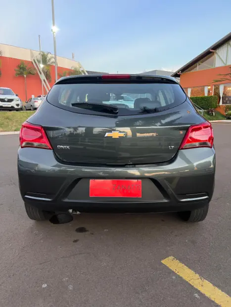 CHEVROLET Onix Hatch 1.0 4P FLEX LT, Foto 9
