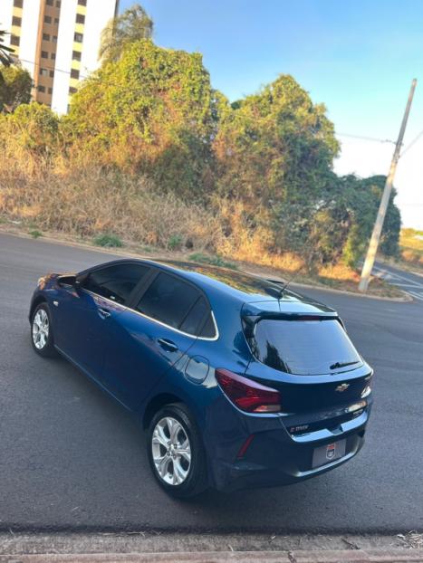 CHEVROLET Onix Hatch 1.0 12V 4P FLEX PREMIER TURBO AUTOMTICO, Foto 5