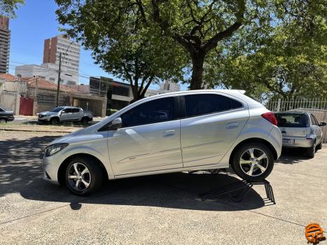 CHEVROLET Onix Hatch 1.4 4P FLEX LTZ AUTOMTICO, Foto 5