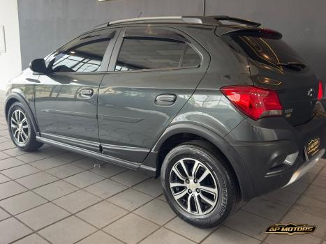 CHEVROLET Onix Hatch 1.4 4P FLEX ACTIV, Foto 4