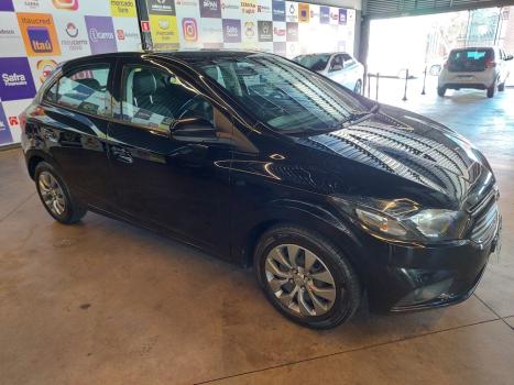CHEVROLET Onix Hatch 1.0 4P FLEX, Foto 4