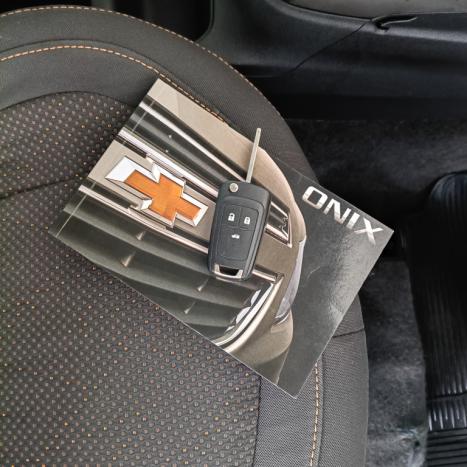 CHEVROLET Onix Hatch 1.4 4P FLEX LTZ, Foto 11