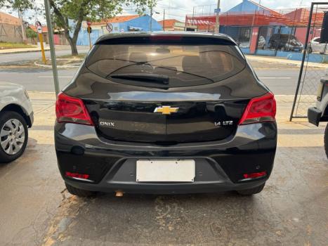 CHEVROLET Onix Hatch 1.4 4P FLEX LTZ, Foto 7