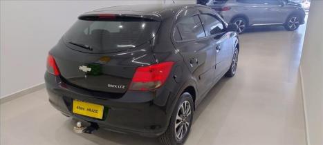 CHEVROLET Onix Hatch 1.4 4P FLEX LTZ AUTOMTICO, Foto 6