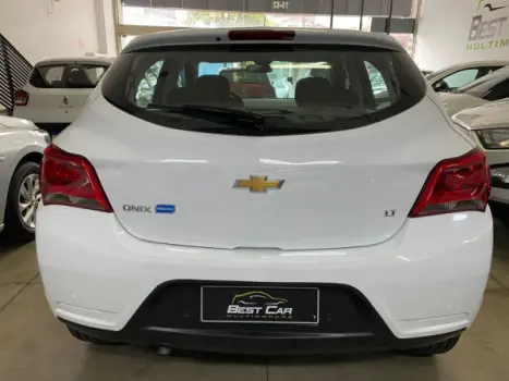 CHEVROLET Onix Hatch 1.0 4P FLEX LT, Foto 5