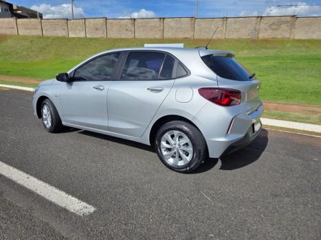 CHEVROLET Onix Hatch 1.0 4P FLEX LT, Foto 3