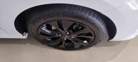 CHEVROLET Onix Hatch 1.0 12V 4P FLEX RS TURBO AUTOMTICO, Foto 13