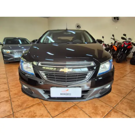 CHEVROLET Onix Hatch 1.4 4P FLEX LTZ, Foto 5