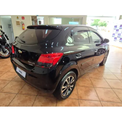 CHEVROLET Onix Hatch 1.4 4P FLEX LTZ, Foto 12