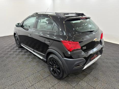 CHEVROLET Onix Hatch 1.4 4P FLEX ACTIV AUTOM�TICO, Foto 7