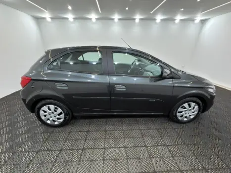 CHEVROLET Onix Hatch 1.4 4P FLEX LT AUTOM�TICO, Foto 4