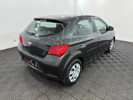 CHEVROLET Onix Hatch 1.4 4P FLEX LT AUTOM�TICO, Foto 5