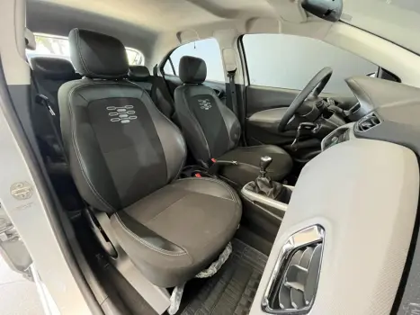 CHEVROLET Onix Hatch 1.0 12V 4P FLEX LT, Foto 13