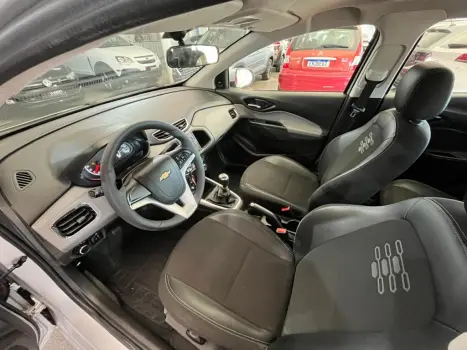 CHEVROLET Onix Hatch 1.0 12V 4P FLEX LT, Foto 15