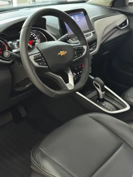 CHEVROLET Onix Hatch 1.0 12V 4P FLEX PREMIER 2 TURBO AUTOM�TICO, Foto 4