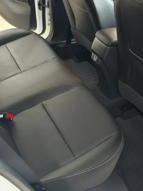 CHEVROLET Onix Hatch 1.0 12V 4P FLEX PREMIER 2 TURBO AUTOM�TICO, Foto 14