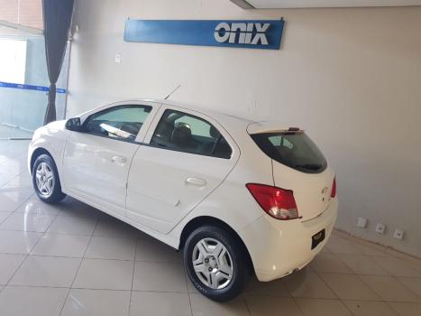 CHEVROLET Onix Hatch 1.0 12V 4P FLEX LT, Foto 3