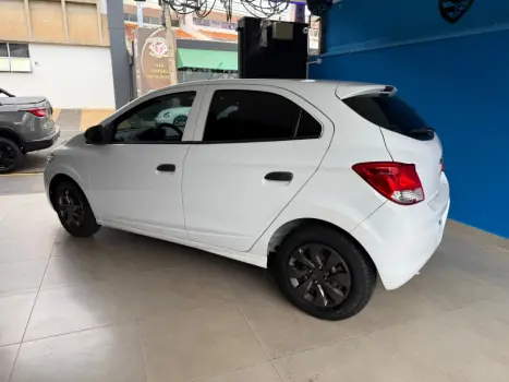 CHEVROLET Onix Hatch 1.0 4P FLEX JOY, Foto 4