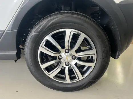 CHEVROLET Onix Hatch 1.4 4P FLEX ACTIV AUTOM�TICO, Foto 5