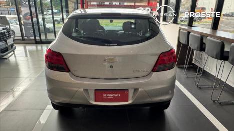 CHEVROLET Onix Hatch 1.4 4P FLEX LTZ, Foto 5