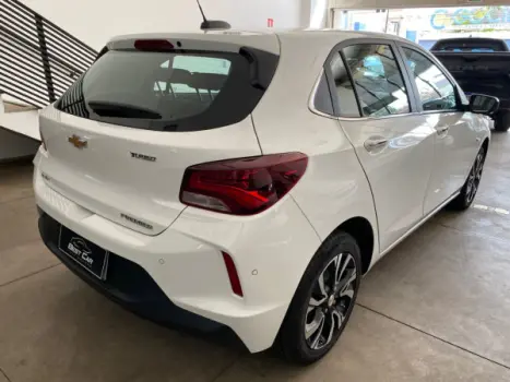 CHEVROLET Onix Hatch 1.0 12V 4P FLEX PREMIER 2 TURBO AUTOM�TICO, Foto 3