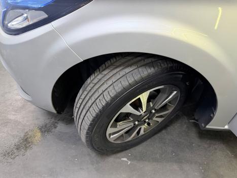 CHEVROLET Onix Hatch 1.4 4P FLEX LTZ, Foto 12